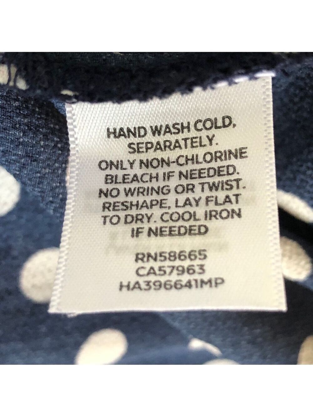 $5 SALE Halogen Petite Sleeveless Polka Dot Top Size MP - Picture 7 of 7